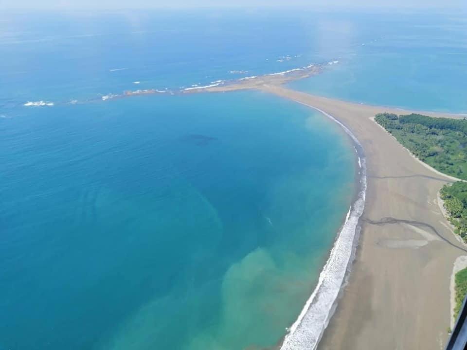 Luminosa Uvita Hostel Kültér fotó