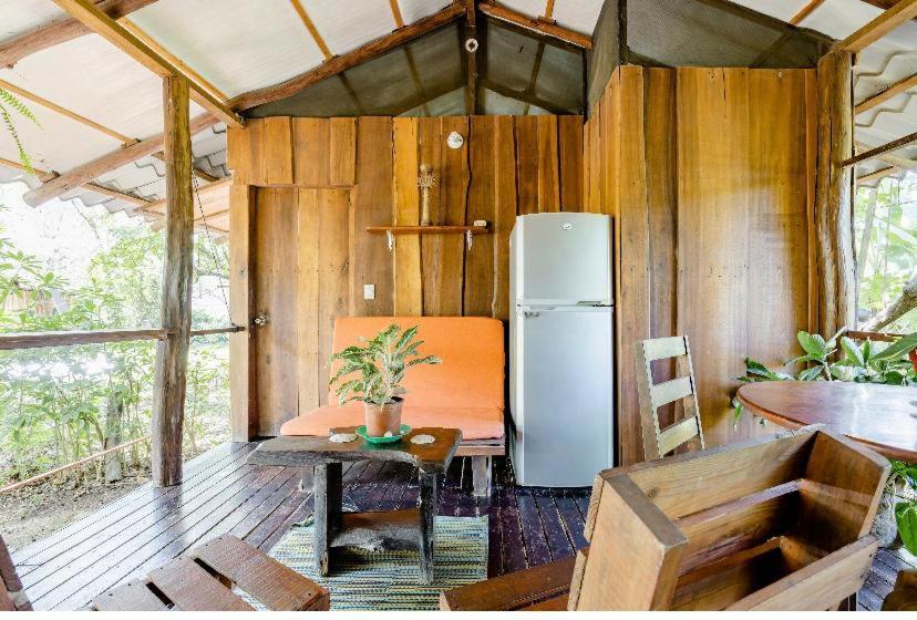 Luminosa Uvita Hostel Kültér fotó