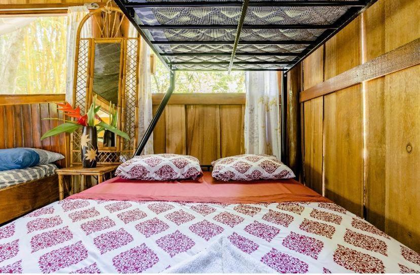 Luminosa Uvita Hostel Kültér fotó