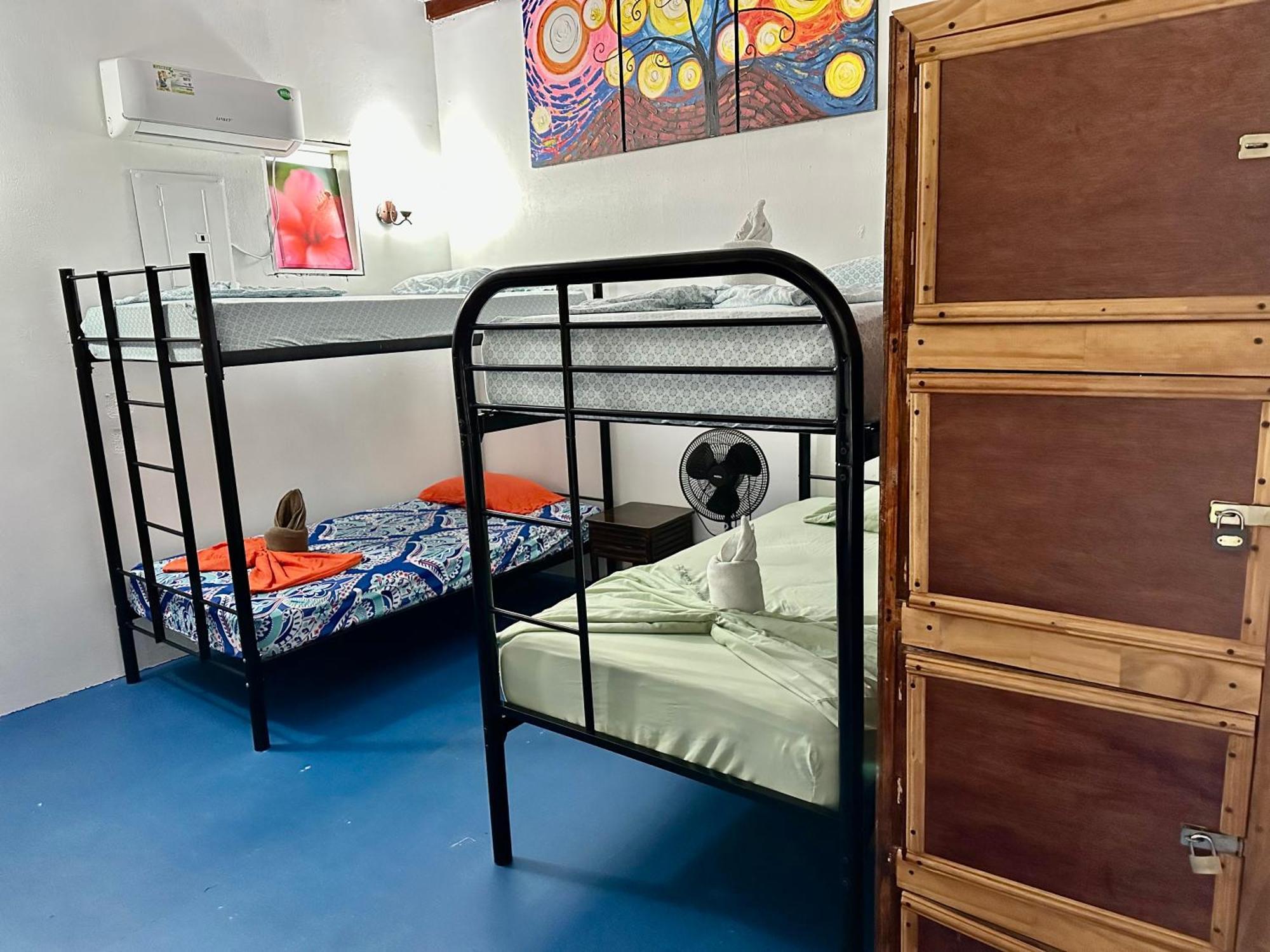 Luminosa Uvita Hostel Kültér fotó